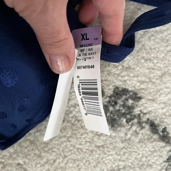 NWT bras - Picture 3 of 6